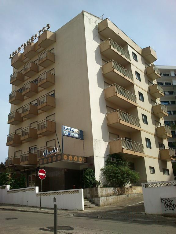 Hotel Apartamento Iate Portimão Exterior photo